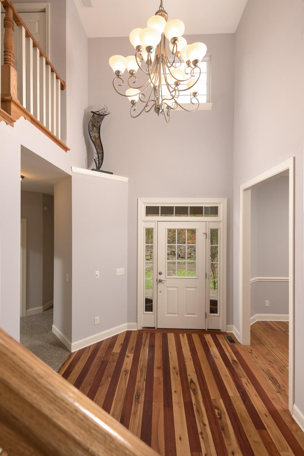 6422 Gray Fryar Road Signal Mountain, TN 37377 - Photo 8 of 50 Foyer