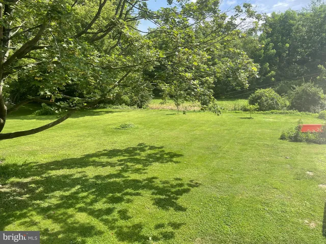 $1,995 | 53 Strasburg Pike, Lancaster, PA 17602