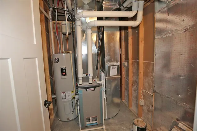 $399,950 | 1642 North 157th Terrace, Basehor, KS 66007