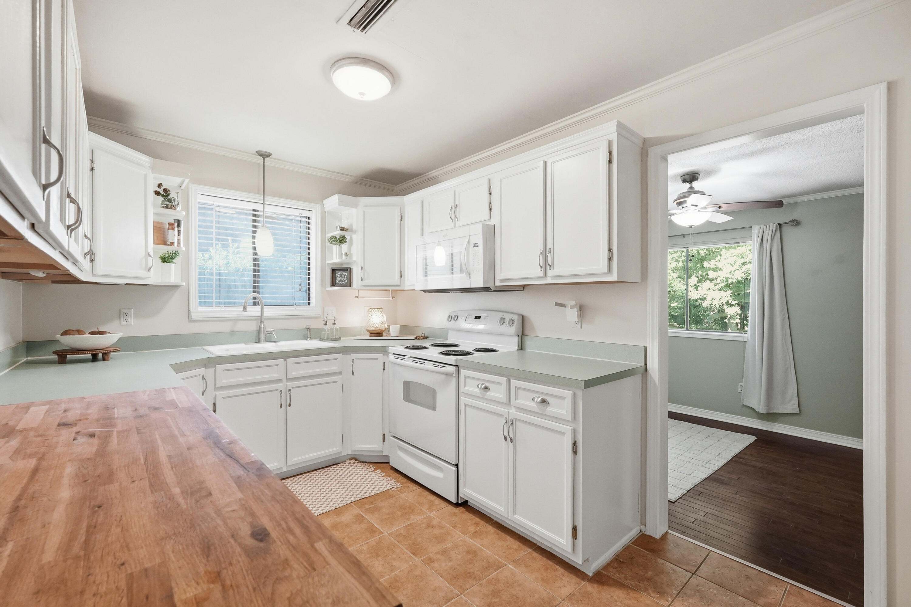 170 Elliott Road Mary Esther, FL 32569 - Photo 23 of 51 170 elliott rd-43