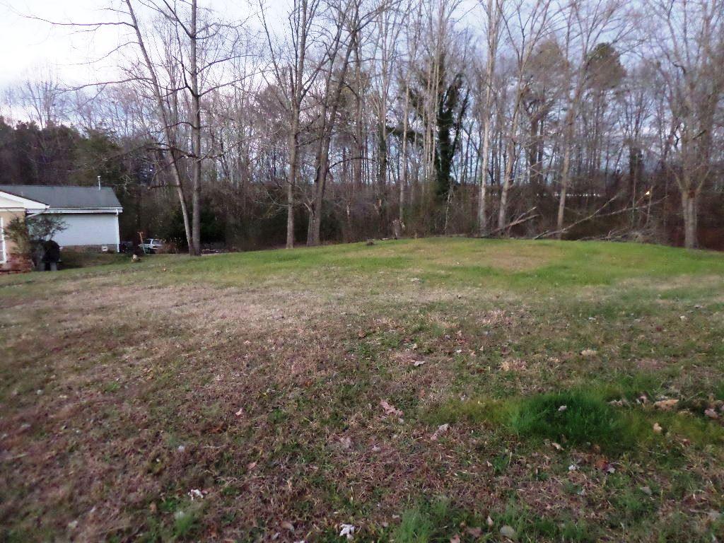 103 Bennett Lane Oak Ridge, TN 37830 - Photo 3 of 6 SAM_0059