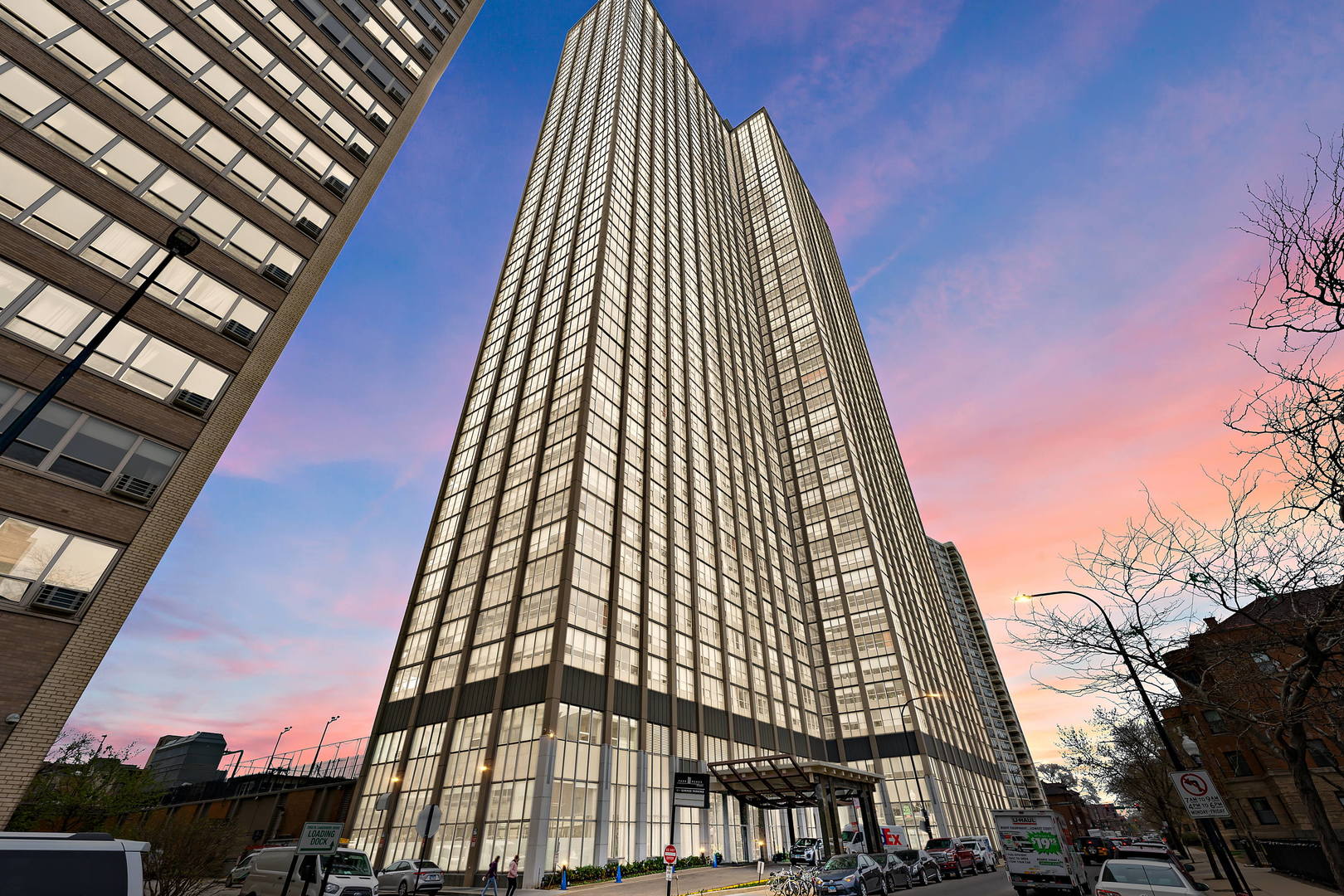 655 West Irving Park Road, Unit 4108 Chicago, IL 60613 - Photo 32 of 32 a view of a large building