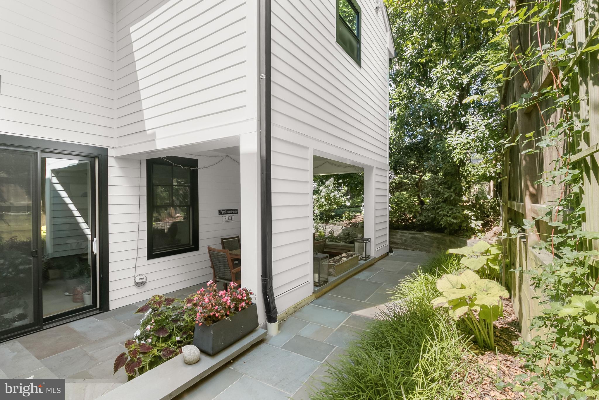 5605 Overlea Road Bethesda, MD 20816 - Photo 18 of 53 The Side Patio