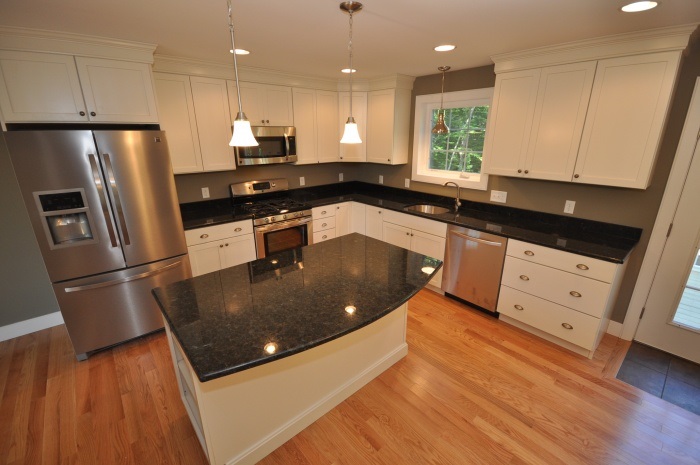 54 Constitution Way, Unit LOT 13 Rochester, NH 03867 - Photo 4 of 39