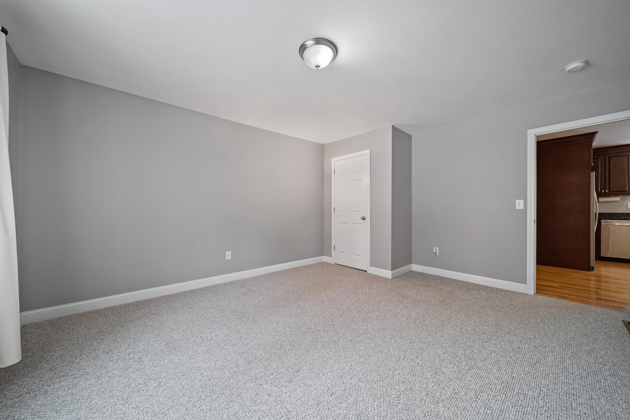 183 Hoit Road Concord, NH 03301 - Photo 29 of 56