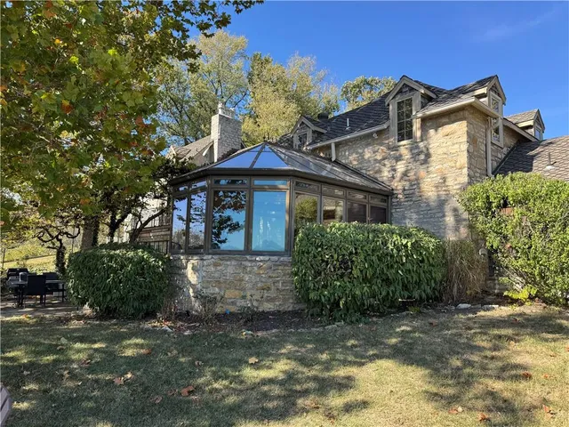 $2,900,000 | 21405 West 73rd Terrace, Shawnee, KS 66218