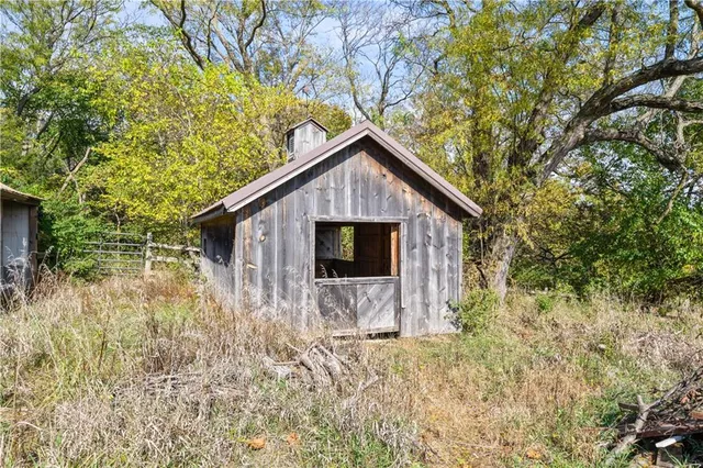 $2,900,000 | 21405 West 73rd Terrace, Shawnee, KS 66218