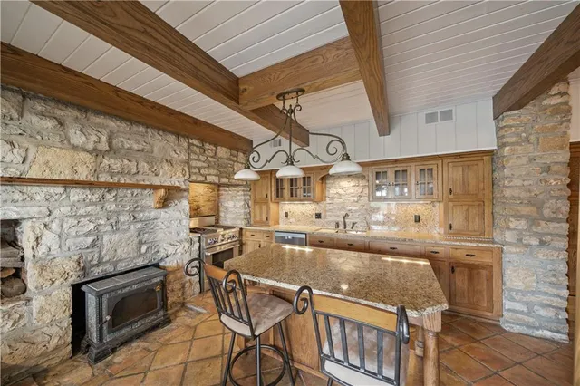 $2,900,000 | 21405 West 73rd Terrace, Shawnee, KS 66218