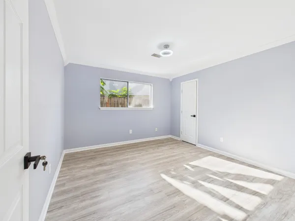 $2,100 | 10915 Sagedowne Lane, Houston, TX 77089