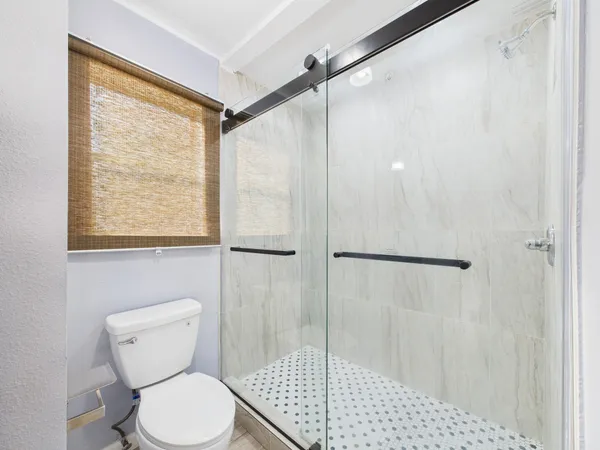 $2,100 | 10915 Sagedowne Lane, Houston, TX 77089