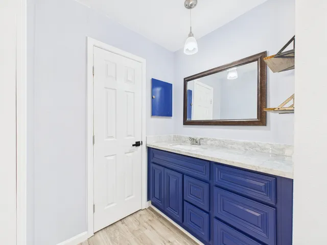 $2,200 | 10915 Sagedowne Lane, Houston, TX 77089