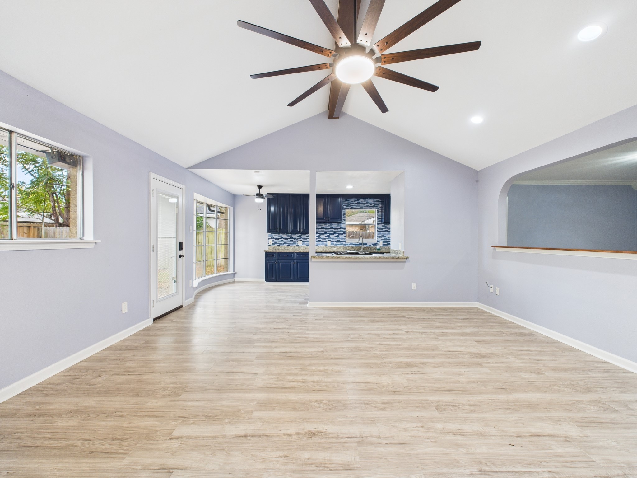 10915 Sagedowne Lane Houston, TX 77089 - Photo 10 of 29