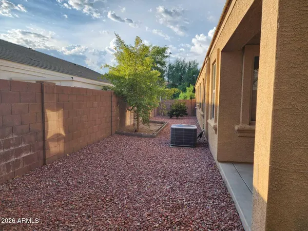 $2,549 | 7643 West Charter Oak Road, Peoria, AZ 85381