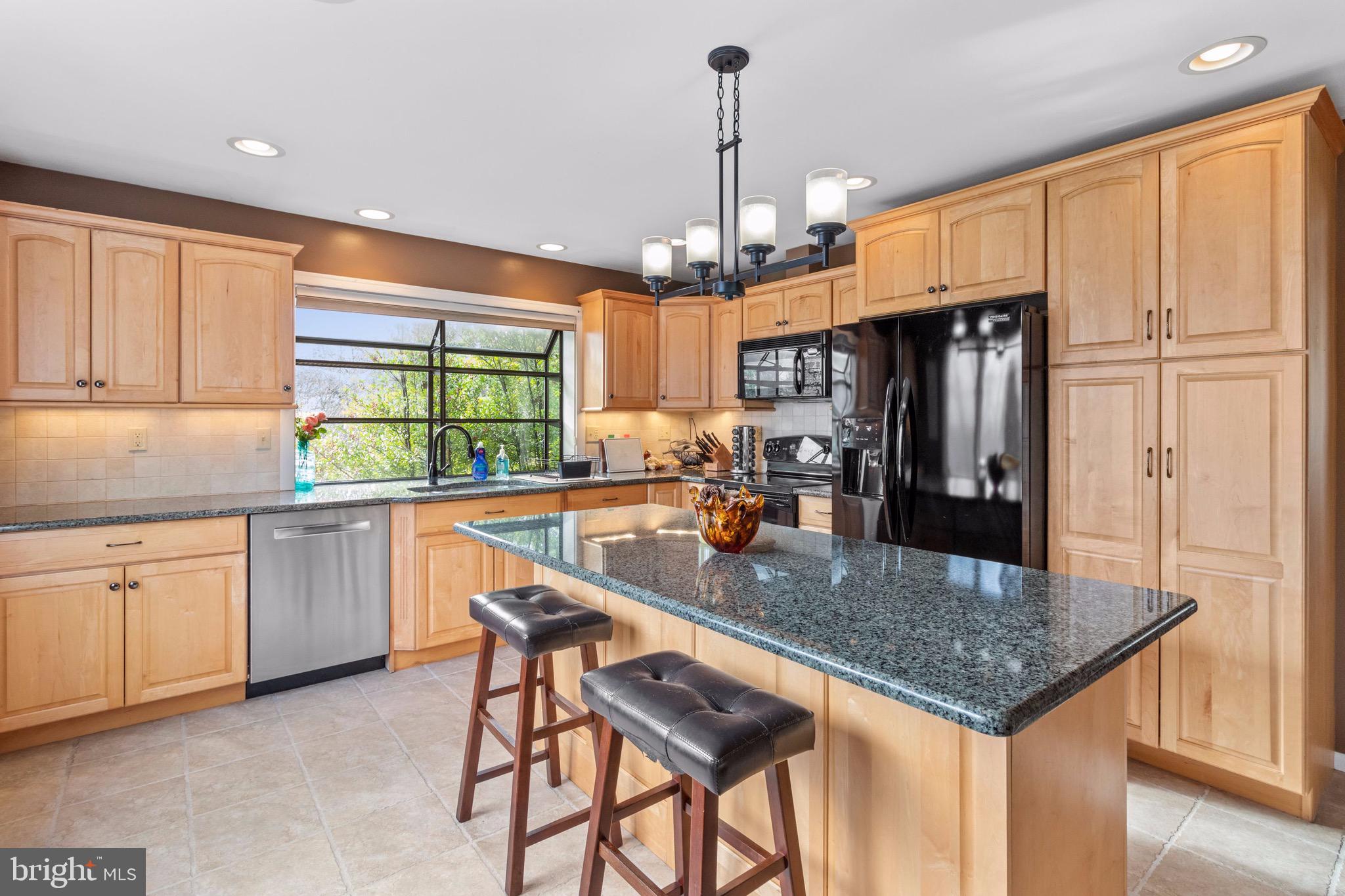 4 Timber Ridge Court Flemington, NJ 08822 - Photo 8 of 31