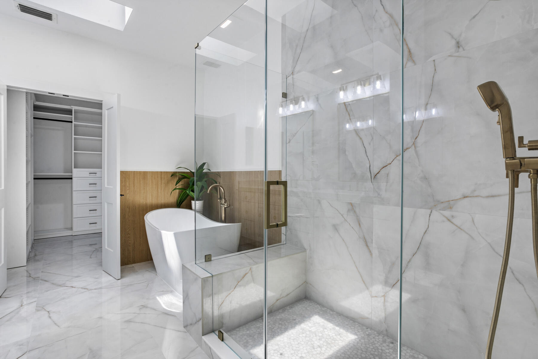 15810 Windrift Drive Jupiter, FL 33477 - Photo 26 of 52 a bathroom with a shower