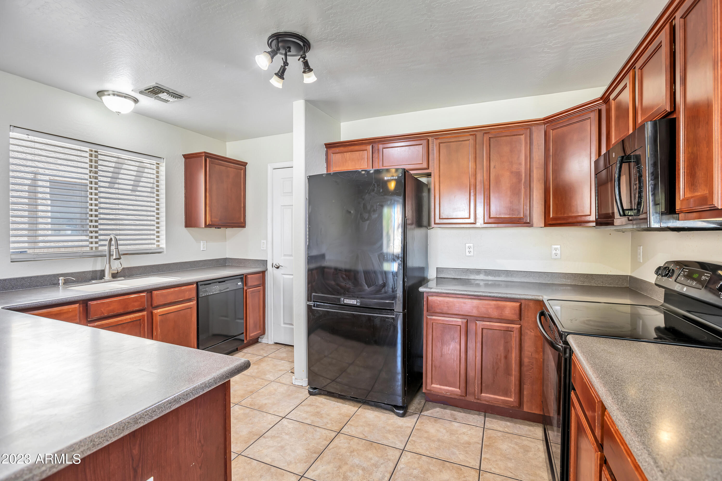 43374 West Cowpath Road Maricopa, AZ 85138 - Photo 12 of 36 Cowpath - 2487