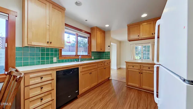 $5,250 | 1915 Las Lunas Street, Pasadena, CA 91107