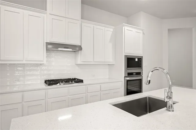 $469,900 | 413 Daybreak Drive, Waxahachie, TX 75167