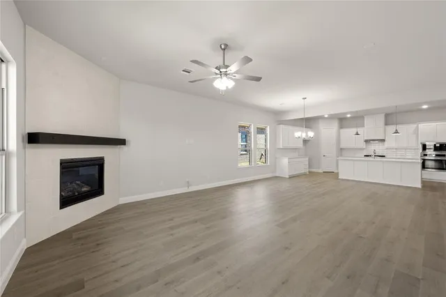 $469,900 | 413 Daybreak Drive, Waxahachie, TX 75167