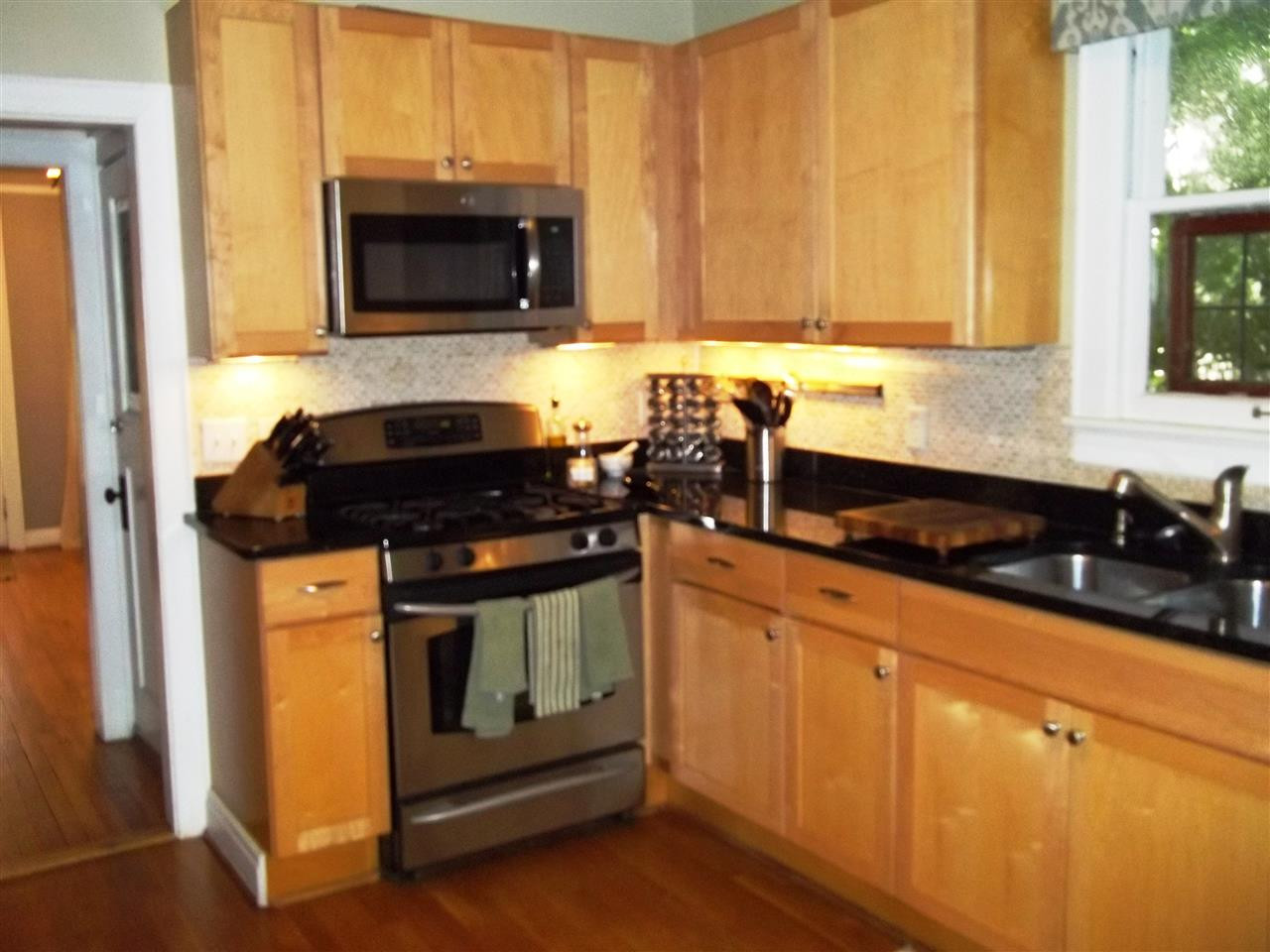 507 Cleveland Street Raleigh, NC 27605 - Photo 14 of 25 Photo 14