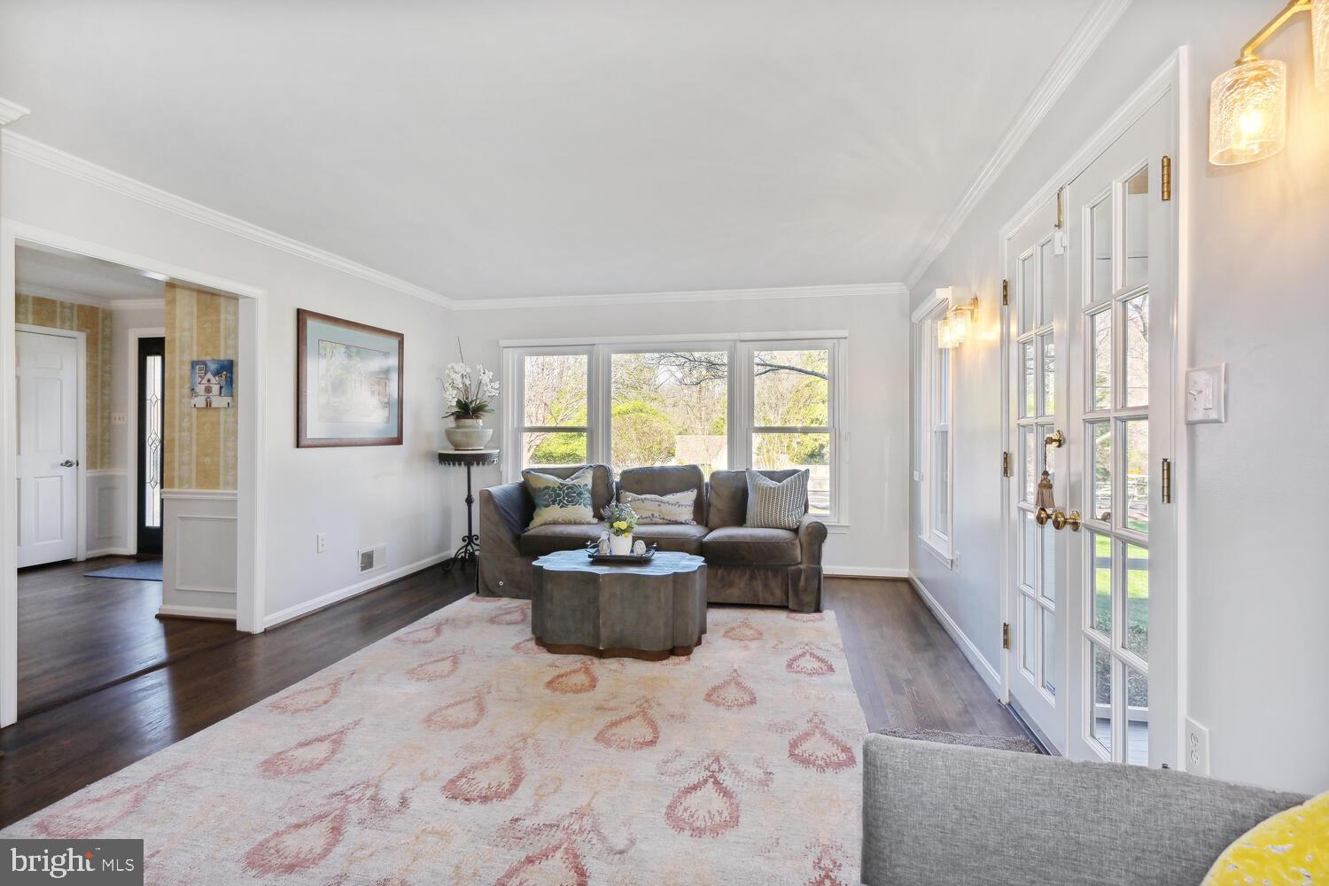 923 Bellview Road McLean, VA 22102 - Photo 19 of 81 formal living room