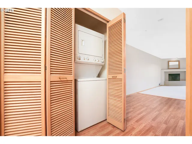 $195,000 | 167 North Hayden Bay Drive, Portland, OR 97217