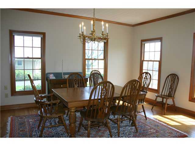 1948 Ridgeview Road Columbus, OH 43221 - Photo 8 of 25