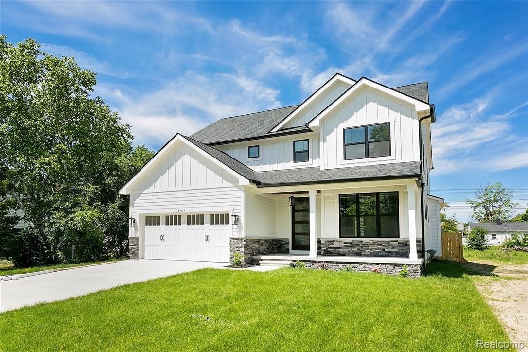 4102 Devon Road Royal Oak, MI 48073 - Photo 1 of 33 Linwood-1.jpg