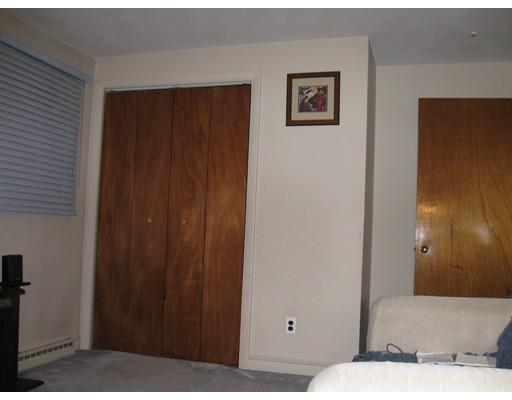 20 Brewster Road Randolph, MA 02368 - Photo 14 of 24 Gallery Image 14