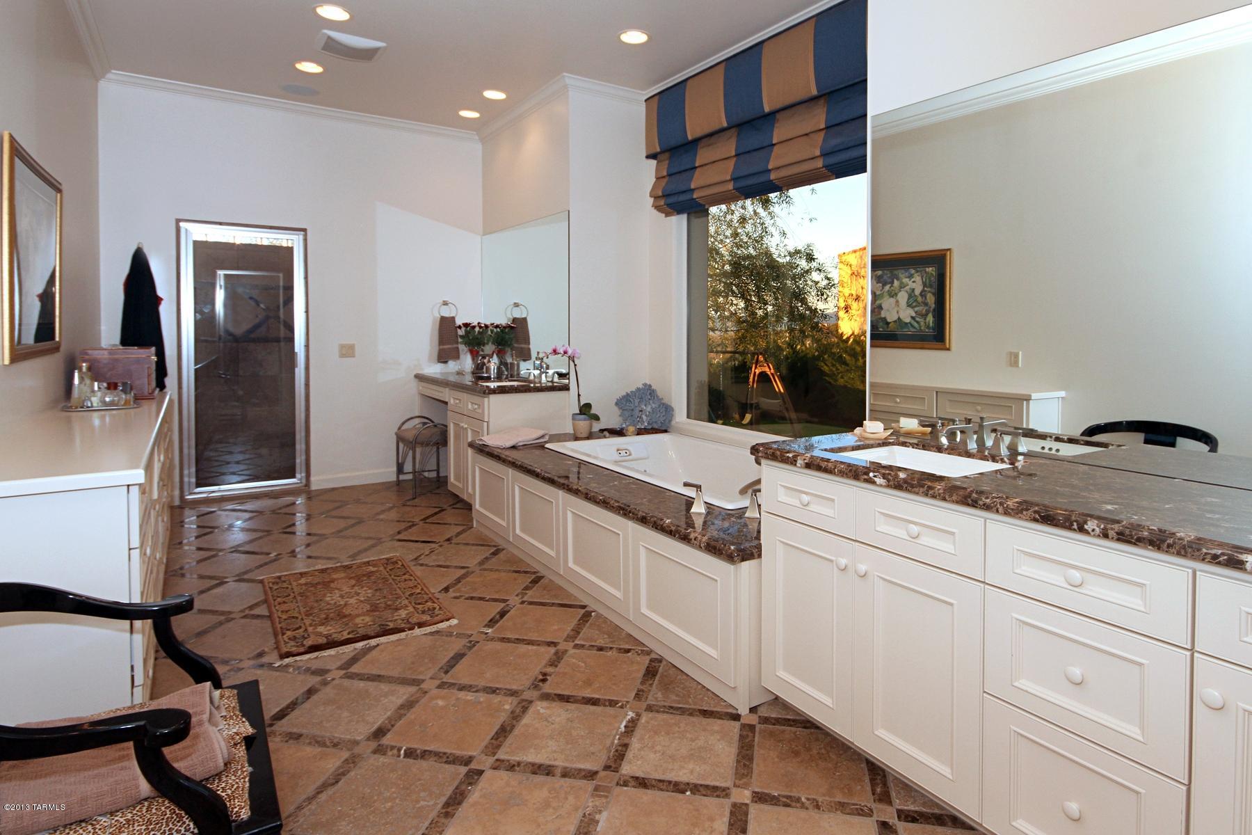 1001 East Magee Road Tucson, AZ 85718 - Photo 22 of 44 Gallery Image 22
