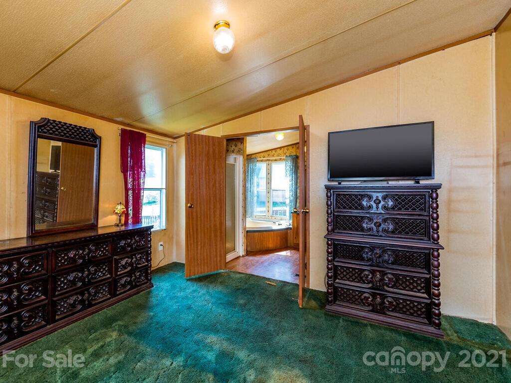 1369 Jenkins Valley Road Alexander, NC 28701 - Photo 14 of 36 Gallery Image 14