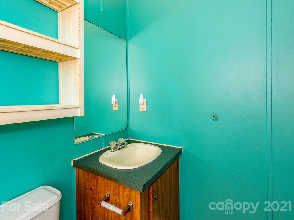1369 Jenkins Valley Road Alexander, NC 28701 - Photo 25 of 36 Gallery Image 25