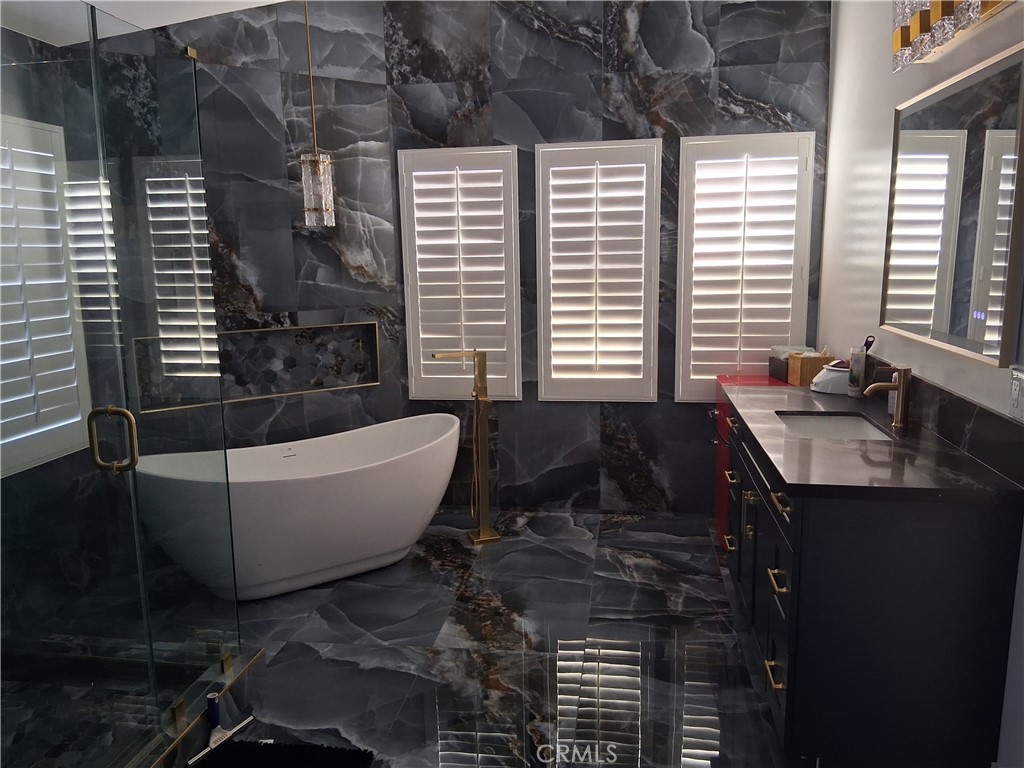 2494 Marsha Court Riverside, CA 92506 - Photo 13 of 47