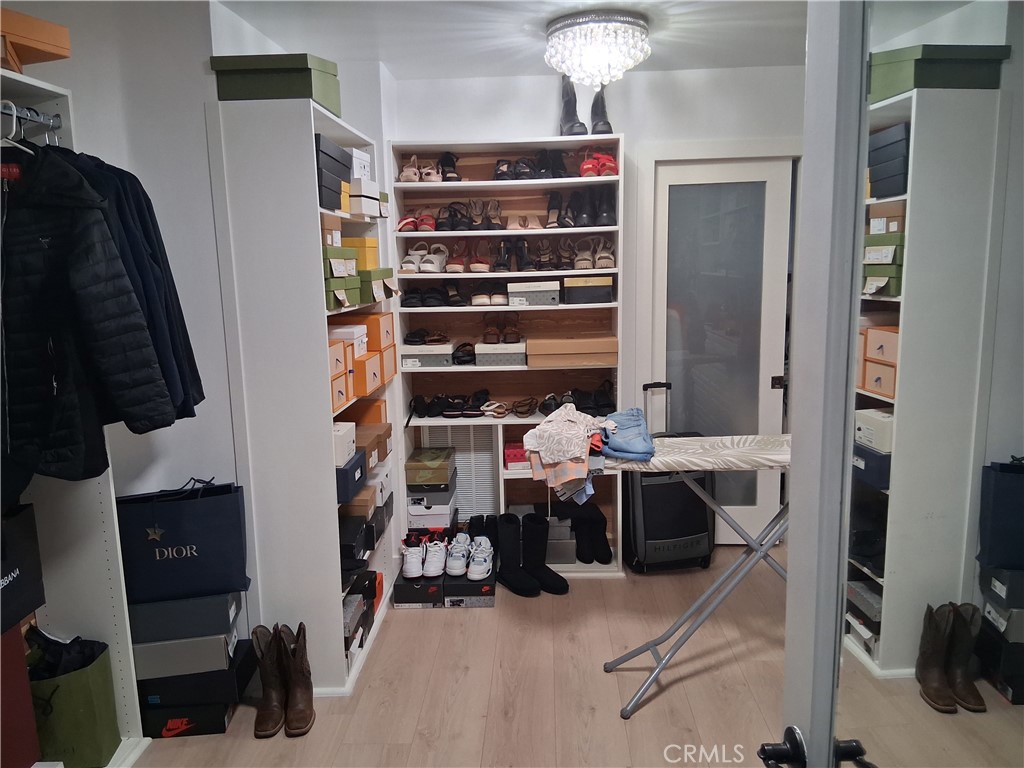 2494 Marsha Court Riverside, CA 92506 - Photo 15 of 47