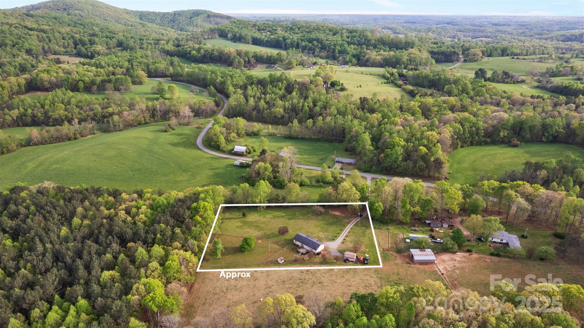 1821 Hopewell Church Road Hiddenite, NC 28636 - Photo 4 of 39