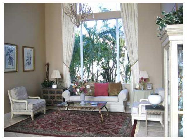 8060 Laurel Ridge Court Delray Beach, FL 33446 - Photo 3 of 13 20130322061412038340000000-o