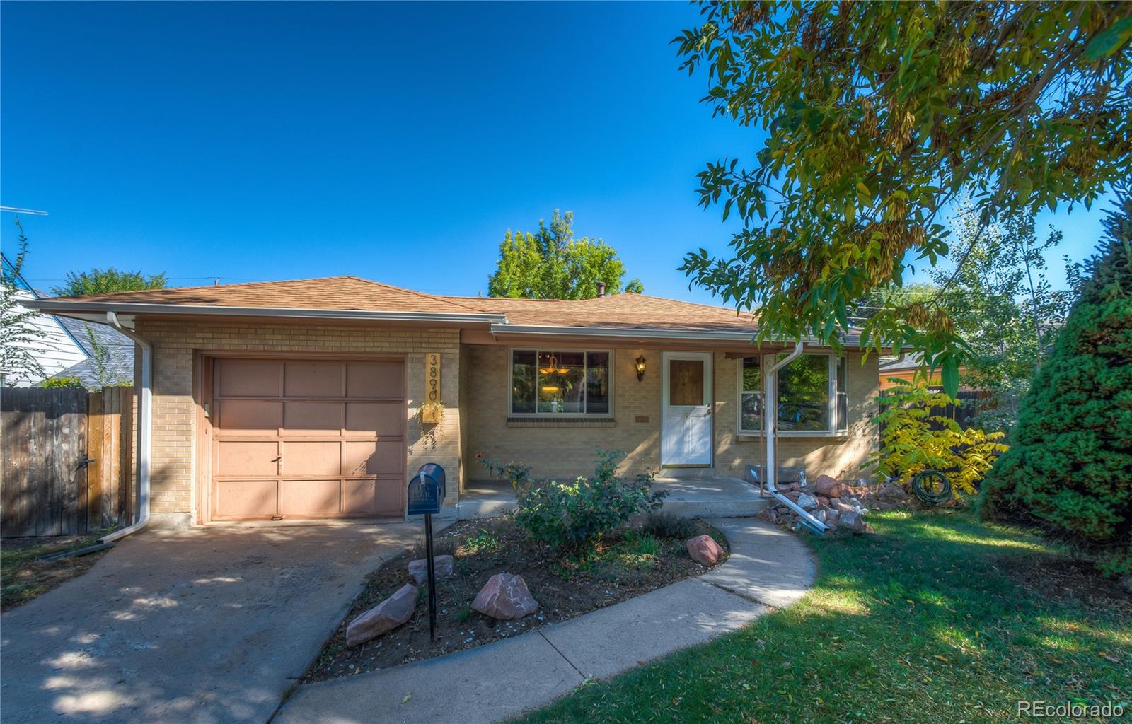 3890 Chase Street Wheat Ridge, CO 80212 - Photo 4 of 34 Gallery Image 4