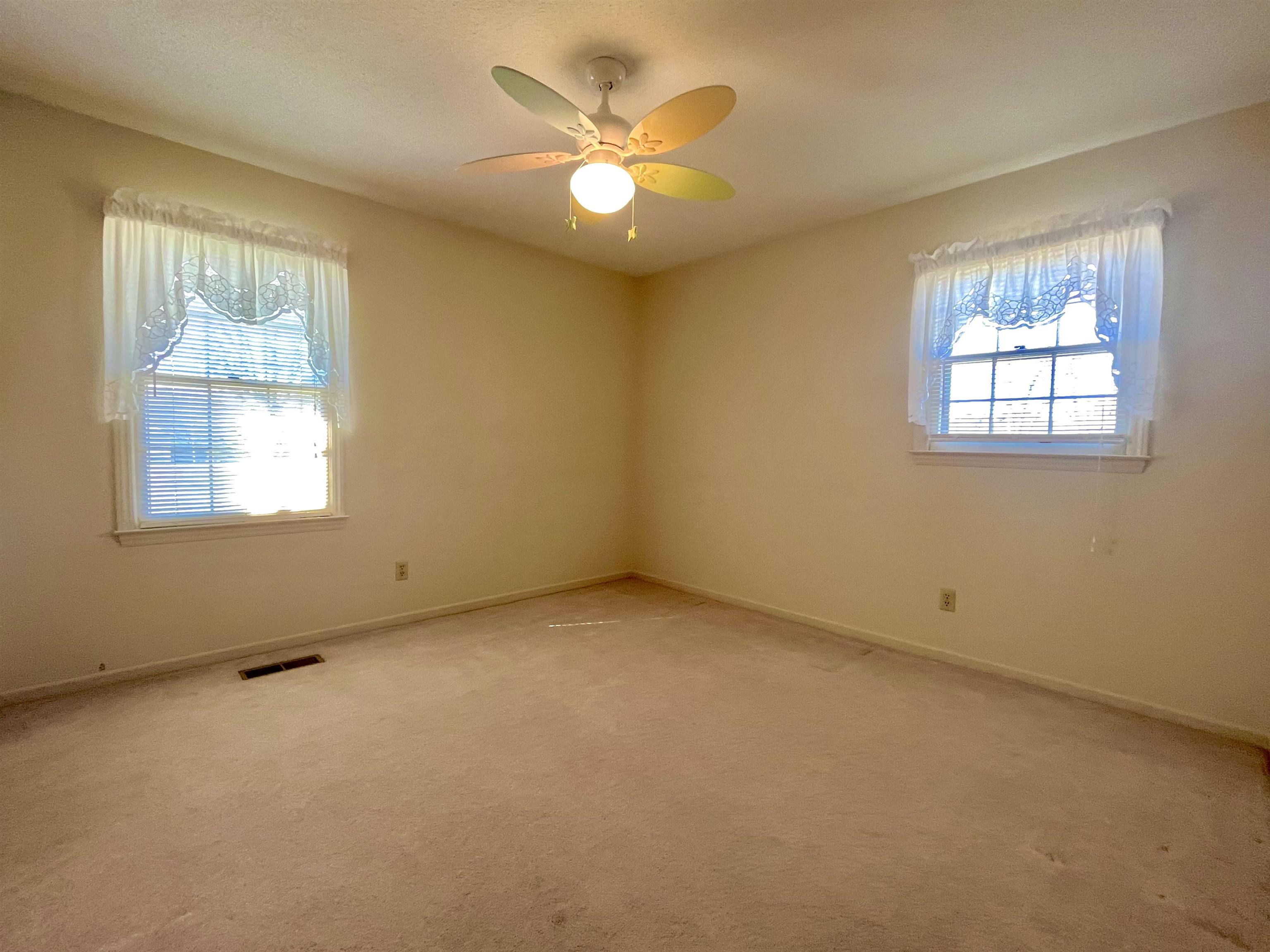 103 East Bridges Street Landrum, SC 29356 - Photo 15 of 18