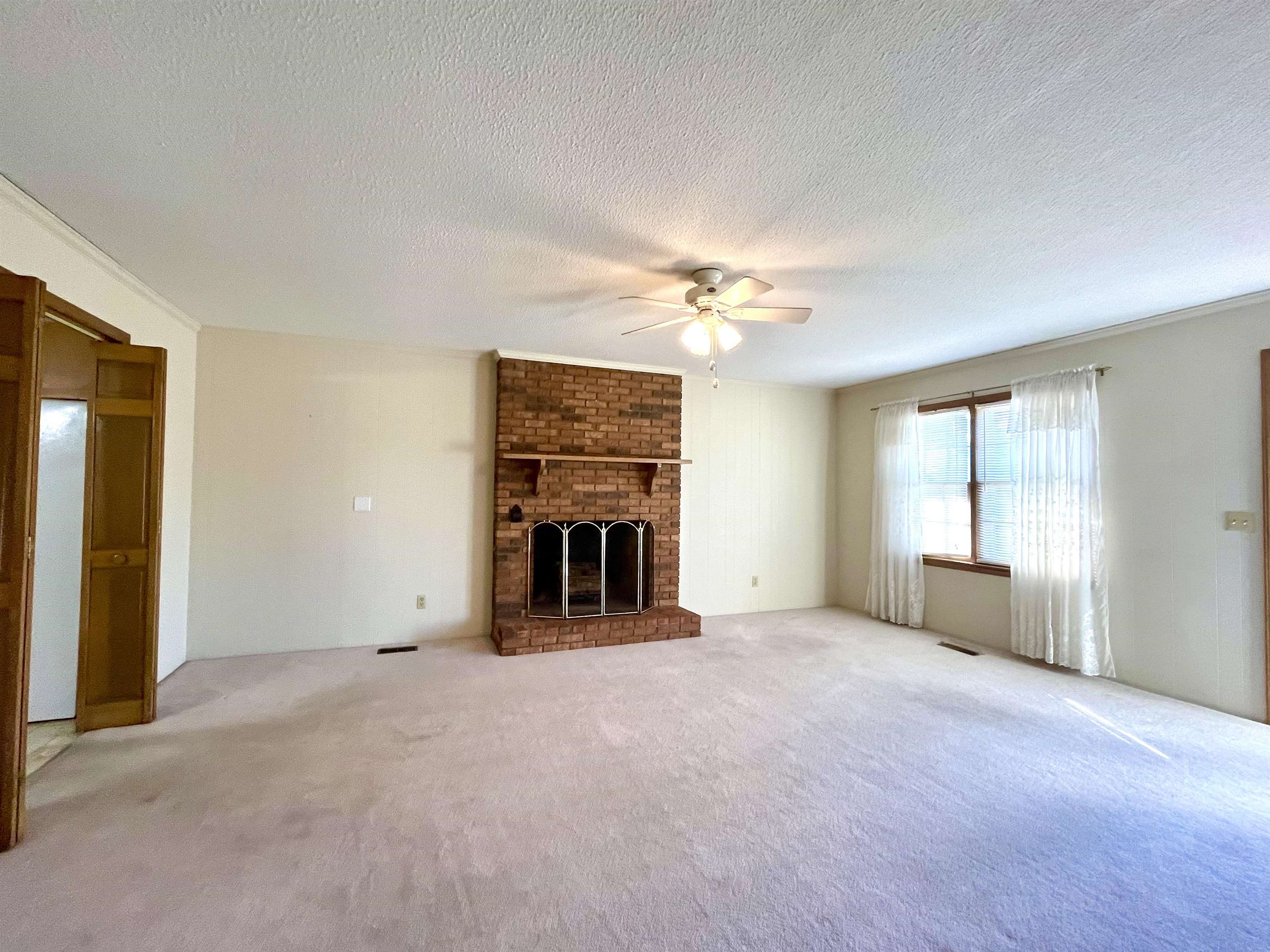 103 East Bridges Street Landrum, SC 29356 - Photo 2 of 18