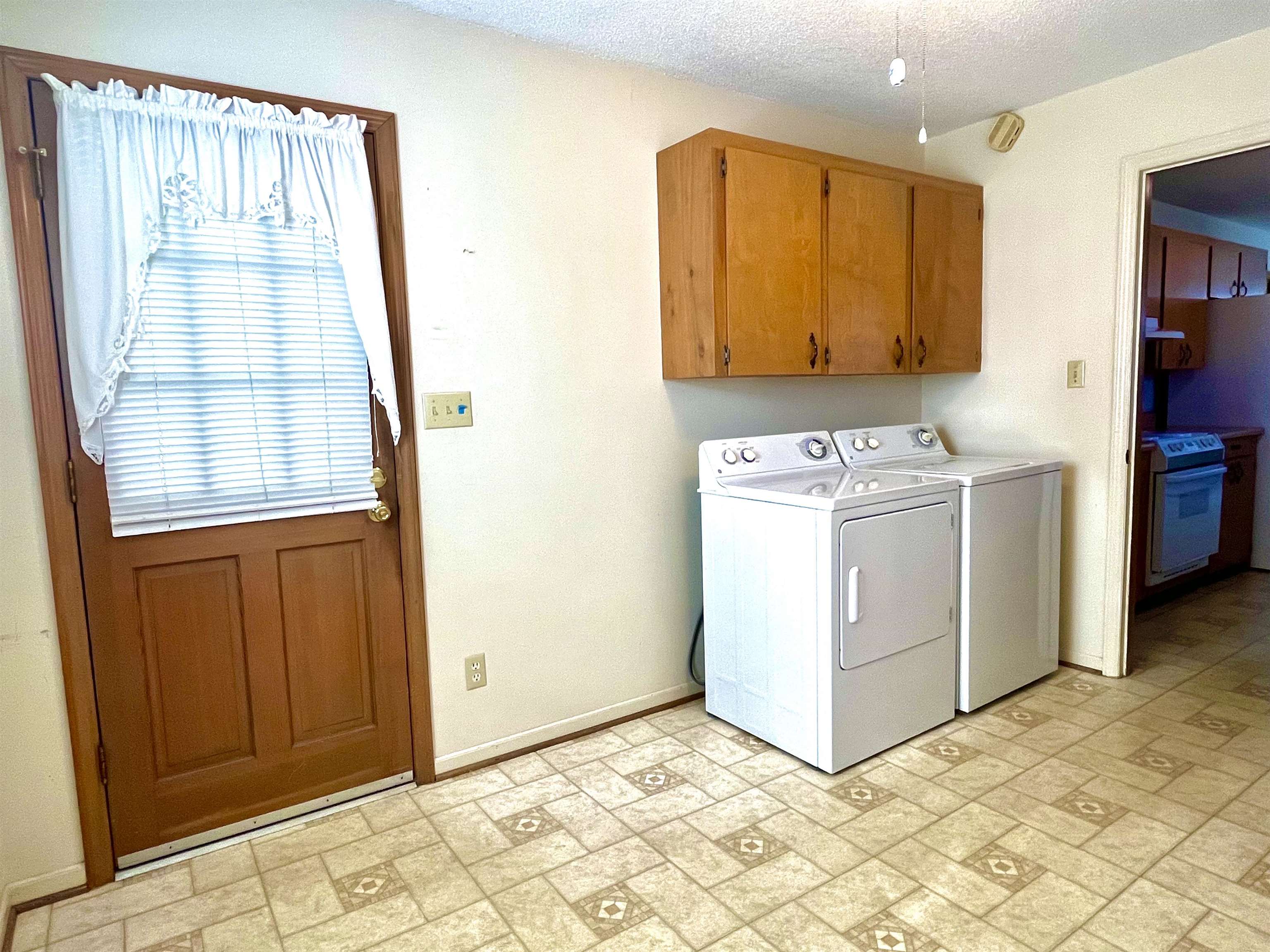 103 East Bridges Street Landrum, SC 29356 - Photo 9 of 18