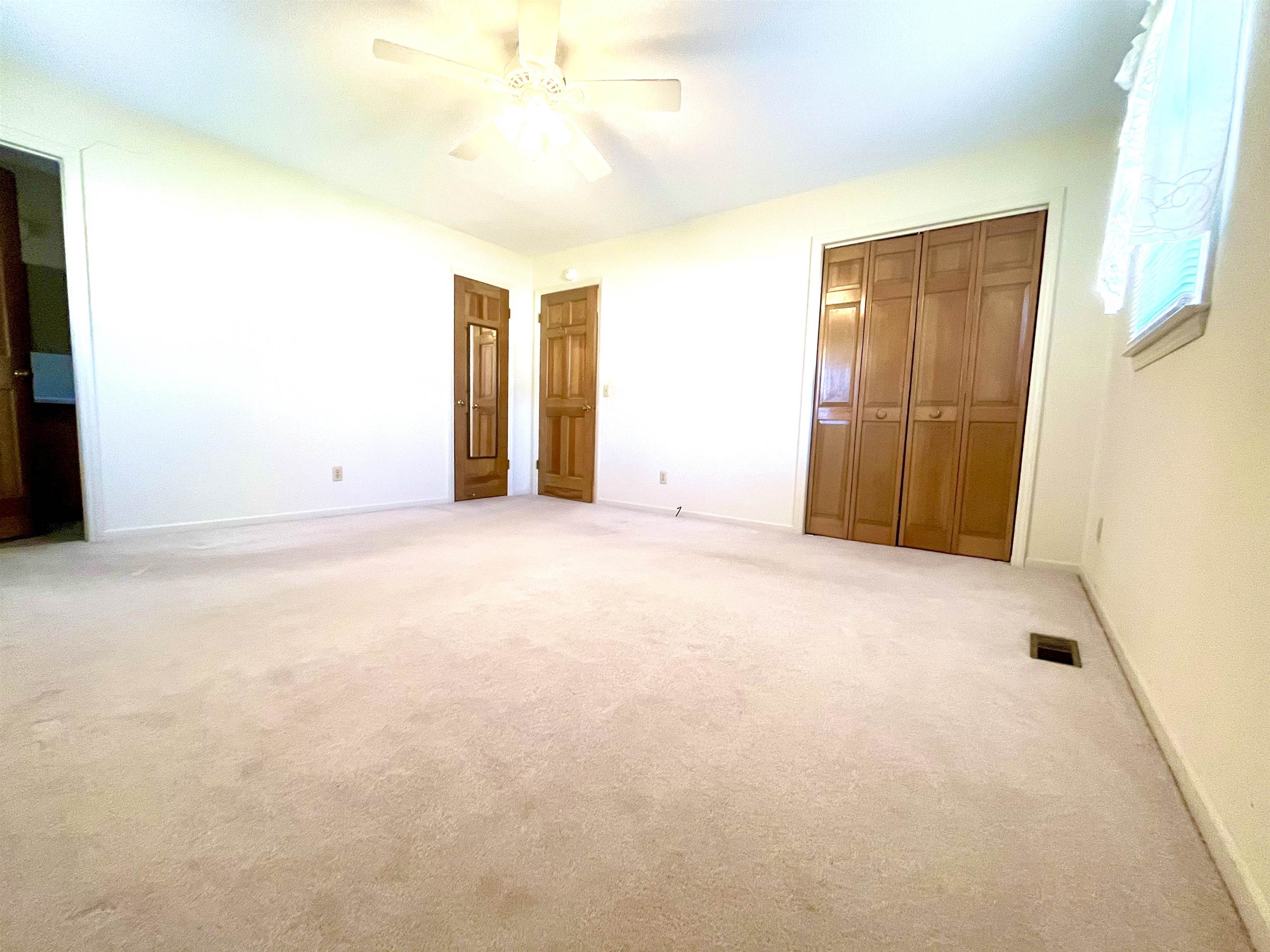 103 East Bridges Street Landrum, SC 29356 - Photo 10 of 18