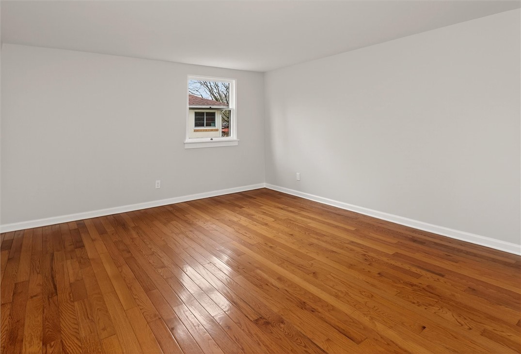 522 Latta Road Greece, NY 14612 - Photo 19 of 33