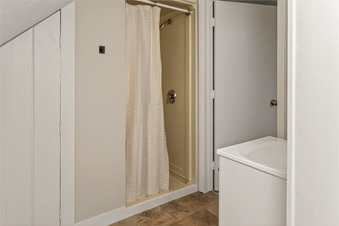 522 Latta Road Greece, NY 14612 - Photo 27 of 33