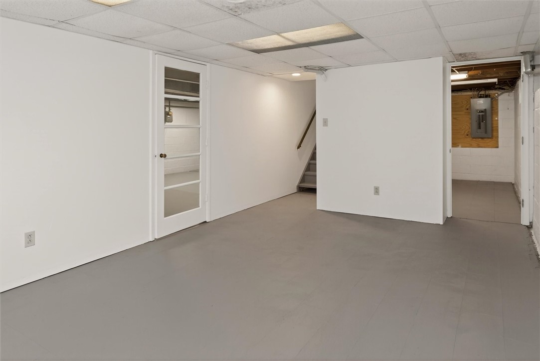 522 Latta Road Greece, NY 14612 - Photo 30 of 33