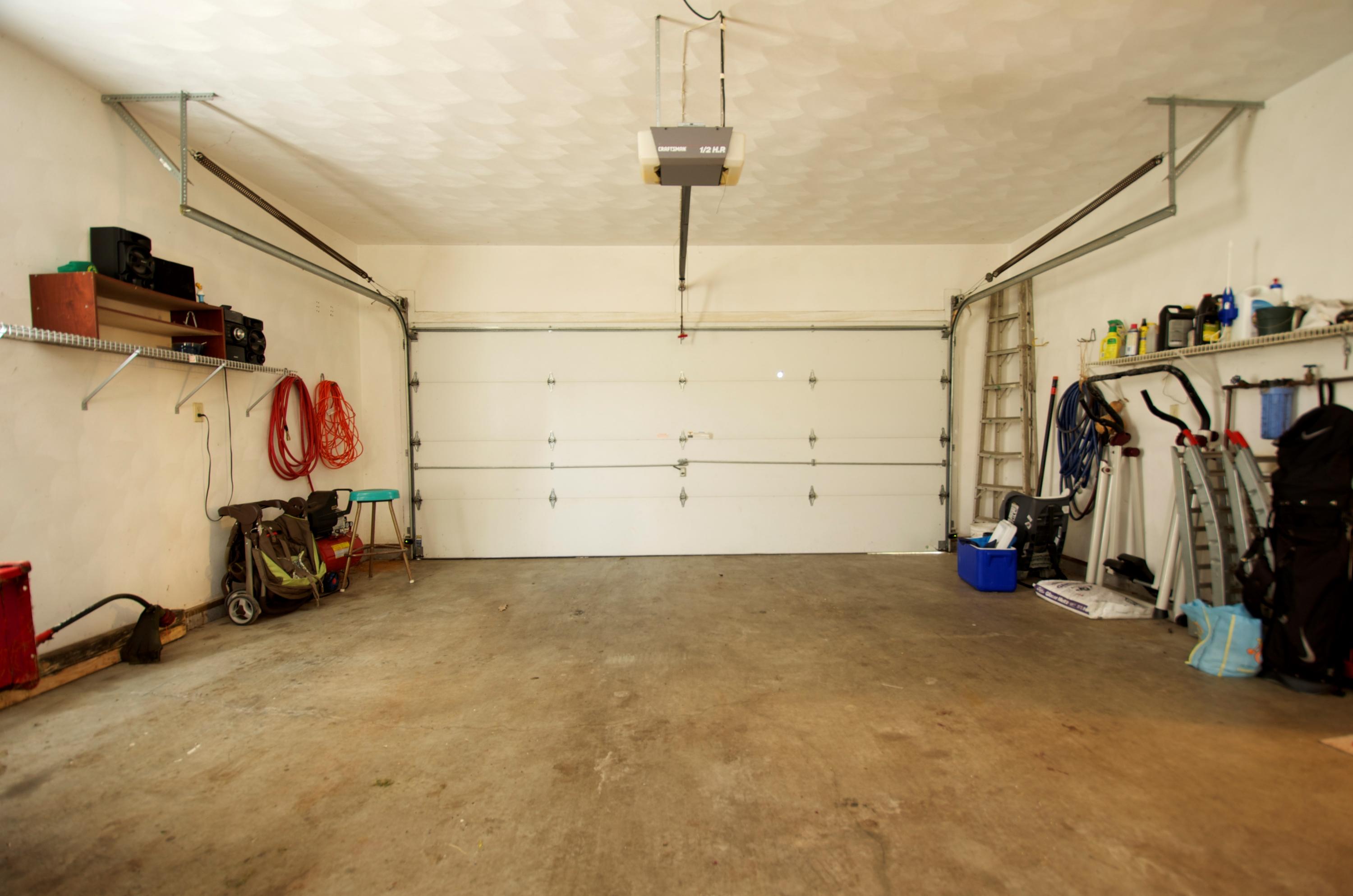 2887 Lithia Road Buchanan, VA 24066 - Photo 41 of 46 Garage
