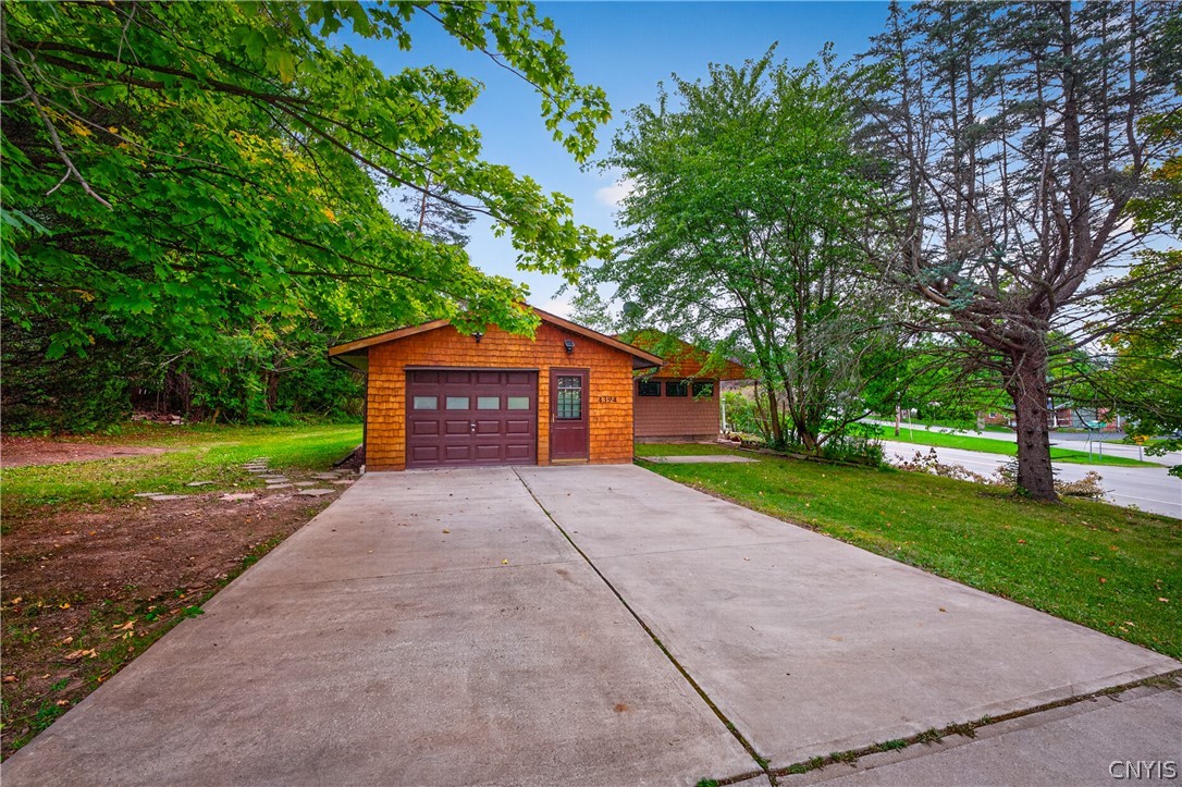 4394 New Paris Road New Hartford, NY 13413 - Photo 12 of 50 Gallery Image 12