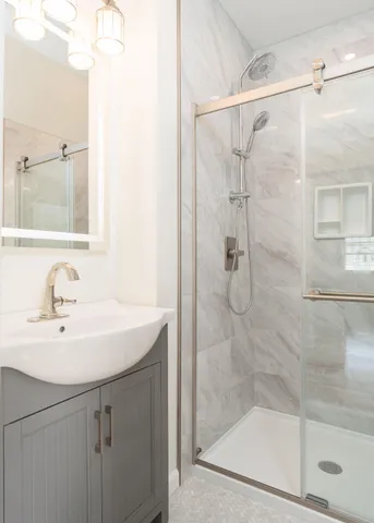 $3,190,000 | 5 Eastern Promenade, Unit PH, Portland, ME 04101