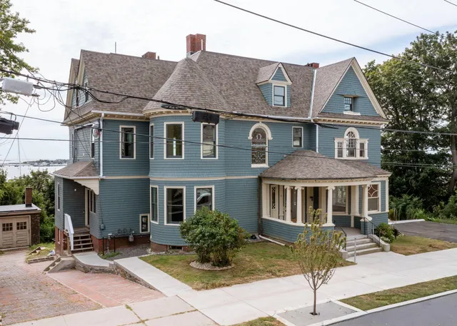 $3,190,000 | 5 Eastern Promenade, Unit PH, Portland, ME 04101