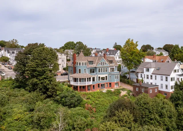 $3,190,000 | 5 Eastern Promenade, Unit PH, Portland, ME 04101