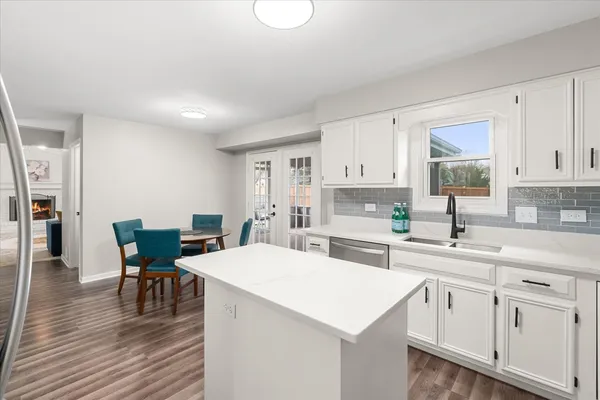 $625,000 | 1763 Frost Lane, Naperville, IL 60564